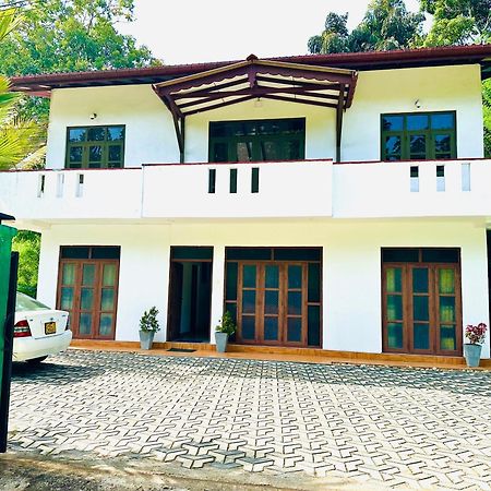 La Riya Ella - 05 Minutes To Ella Town Bed & Breakfast エクステリア 写真